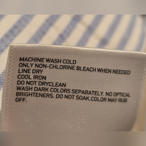 NWT Uniqlo Womens Summer Blue White Striped Shorts Size 8 - Picture 6 of 6